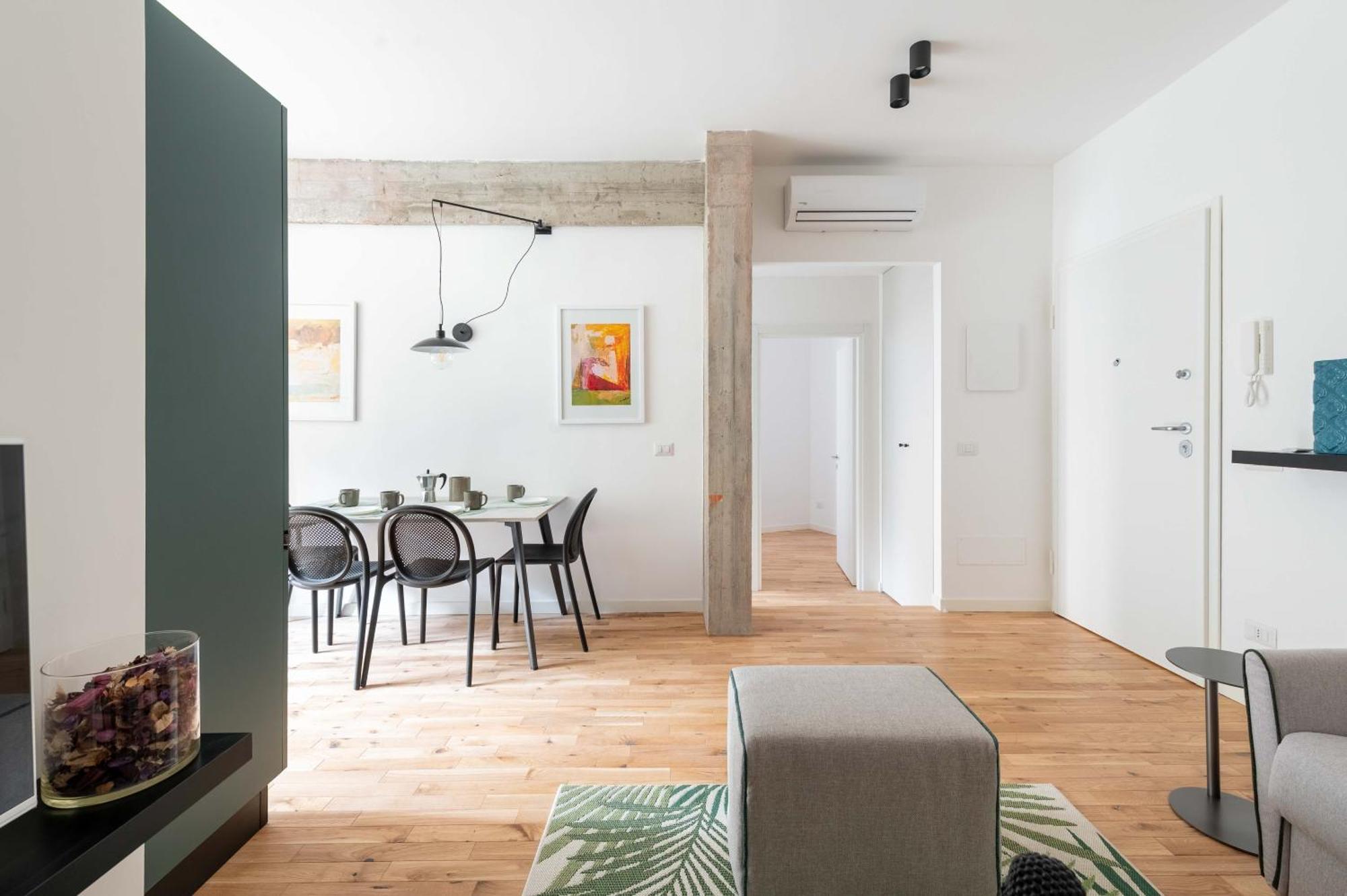 Domus 50 Rom